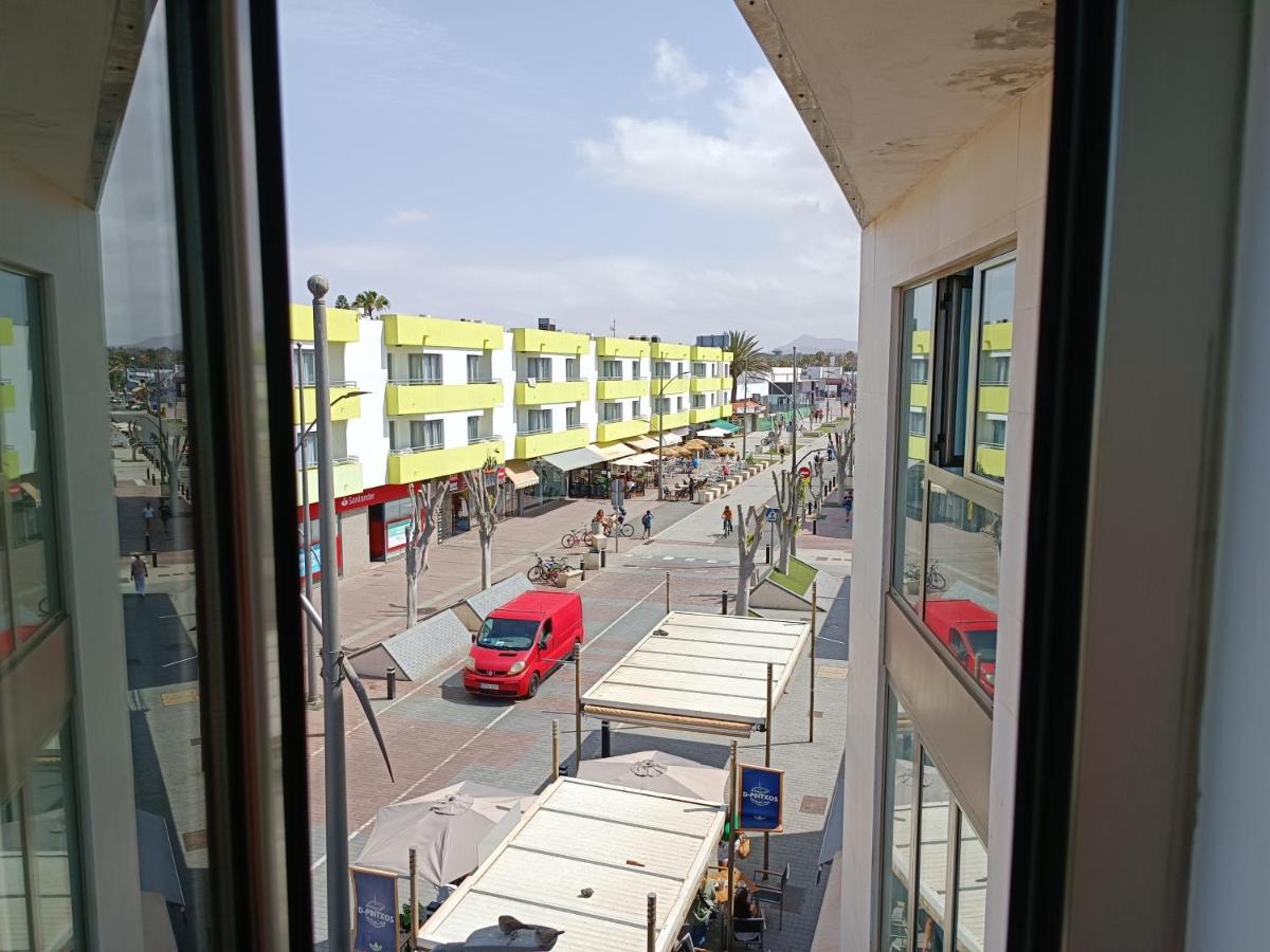 Corralejo Downtown Apartment ภายนอก รูปภาพ