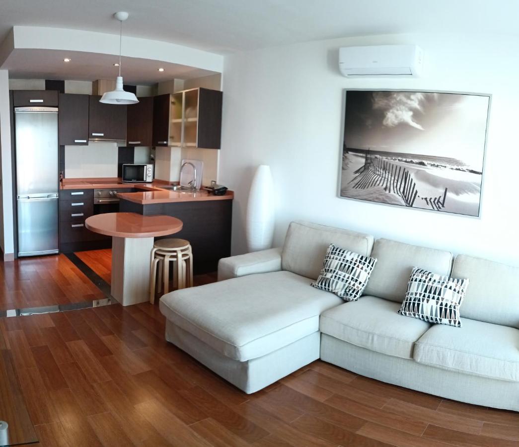 Corralejo Downtown Apartment ภายนอก รูปภาพ